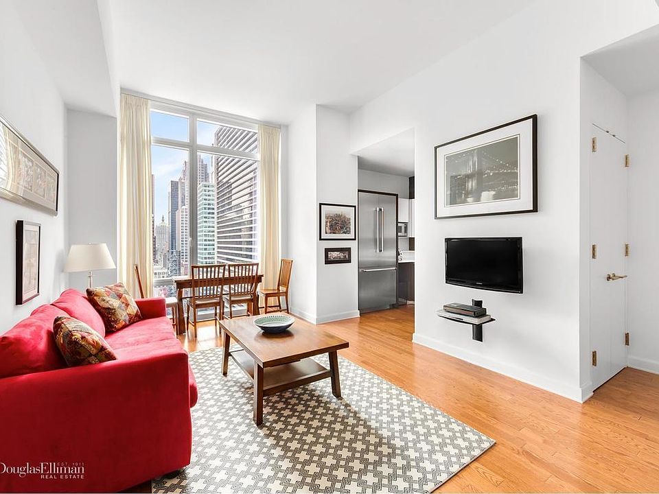1st image of 247 W 46th St APT 2605