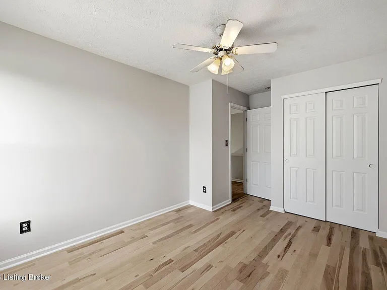 4029 Orchard Lake Dr — Photo 25