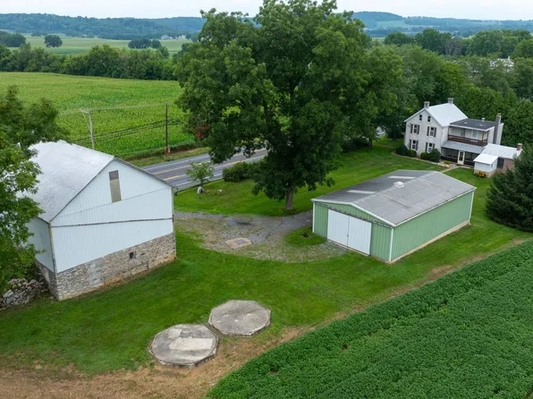 14098 Kutztown Rd, Fleetwood, PA 19522