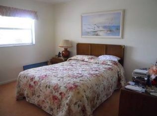 9245 Golf View Dr, New Port Richey, FL 34655