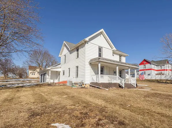 173 2nd Street, Benton, WI 53803