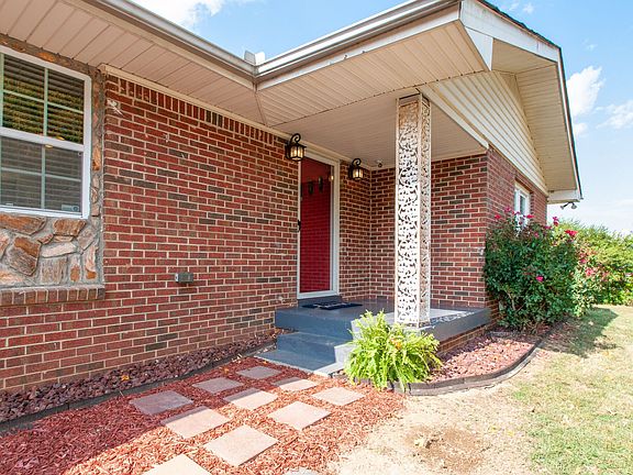 5th image of 7690 Barnhill Rd