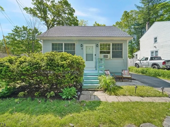 18 Dunham Rd, West Milford Twp., NJ 07421