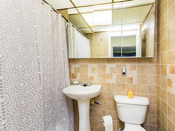 4th image of 397 Broadway APT 2H