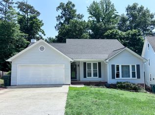 305 Silvercliff Trl, Cary, NC 27513