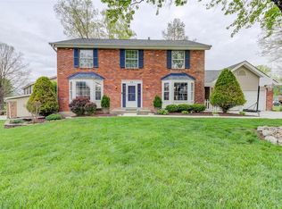 39 Connemara Rd, Saint Peters, MO 63376