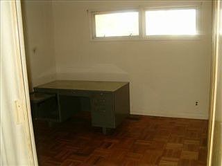 3rd image of 1119 Tabor Ave