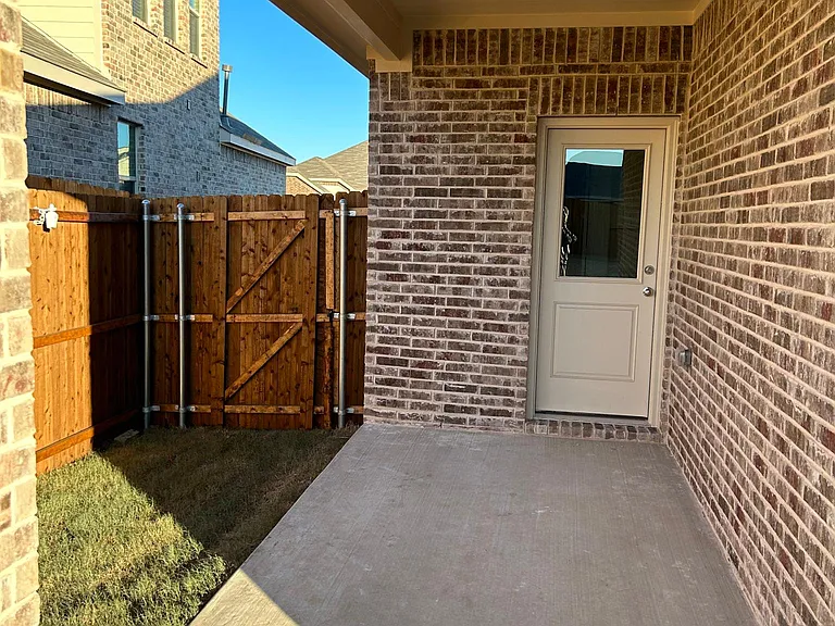7909 Blue Heron Ln — Photo 31