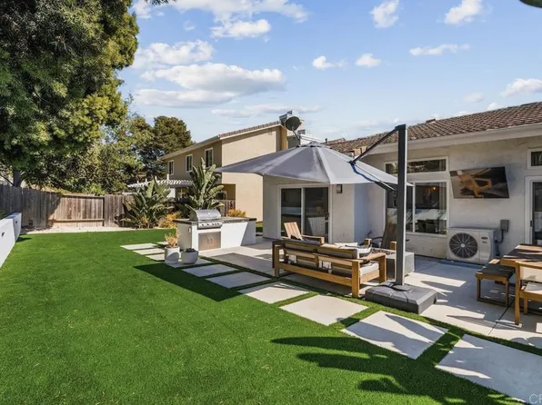 1652 Clearwater Pl, Encinitas, CA 92024