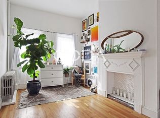 243 Devoe St APT 1L, Brooklyn, NY 11211