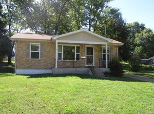 2 Saint Cornelius Ct, Florissant, MO 63031
