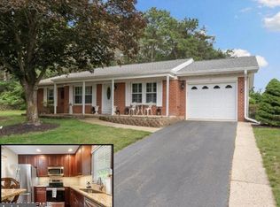 2 Deacon Ct, Whiting, NJ 08759