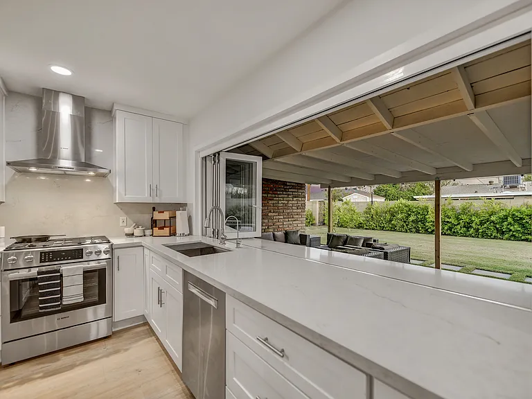 5019 E Windsor Ave — Photo 10