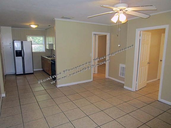 3rd image of 1714 Navajo Ave