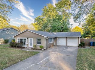 59 Briarcliff Rd, Montgomery, IL 60538