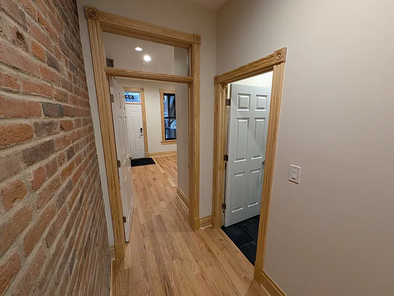 3233 Morganford Rd — Photo 14