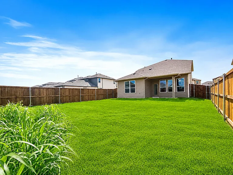3119 Cordelia Dr — Photo 5