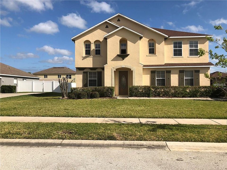 1st image of 307 Country Cottage Ln