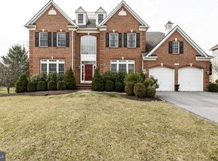 10 Sedgehill Ct, Lutherville Timonium, MD 21093