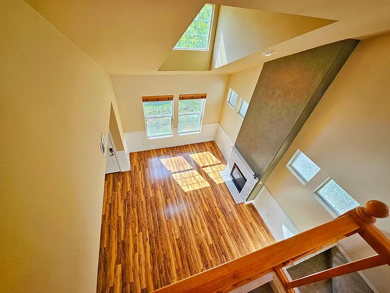 6630 Francis Ave SE — Photo 8