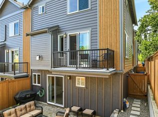 2836 SW Adams St #B, Seattle, WA 98126