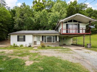 1924 Waldens Creek Rd, Sevierville, TN 37862