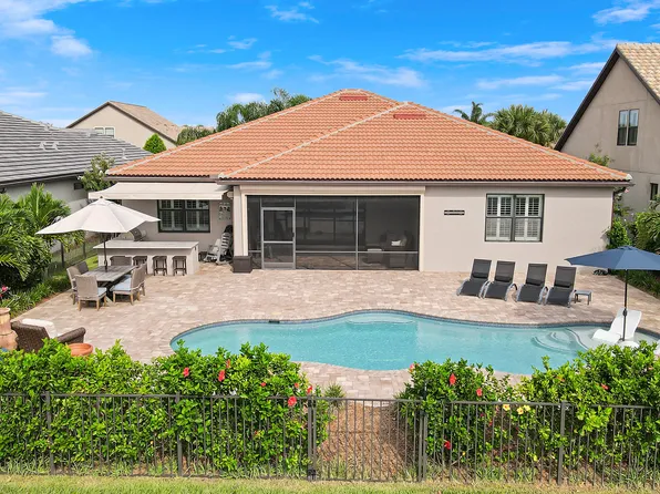 588 SE Monteiro Drive, Port St Lucie, FL 34984