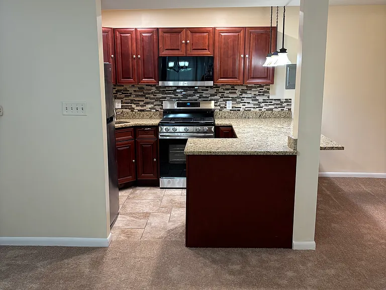 505 Epsom Rd #TA — Photo 2