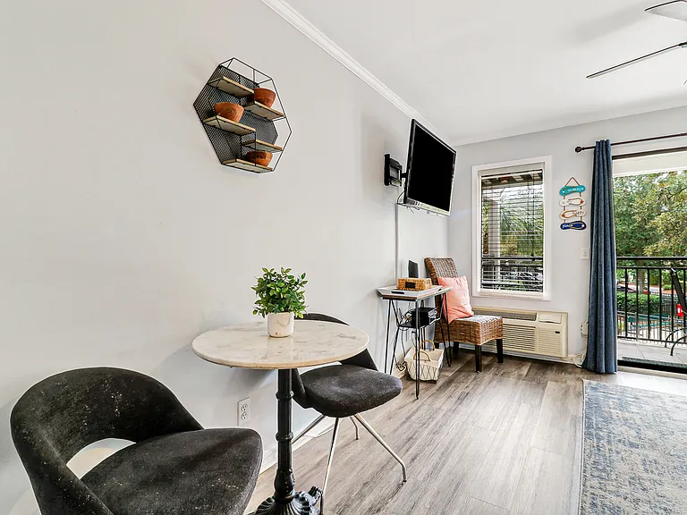 23 S Forest Beach Dr #142 — Photo 7