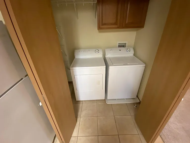 1118 Vattier St #8 — Photo 8