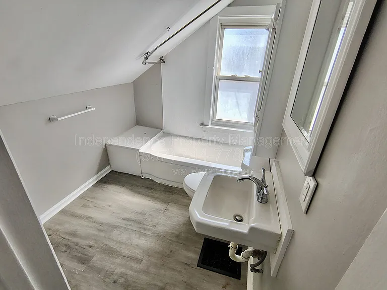 1700 Florence St #A — Photo 12