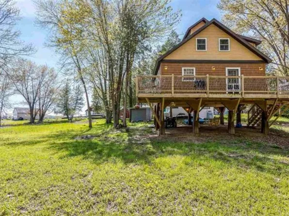 11 Hojaboom Road, St. Albans Town, VT 05478