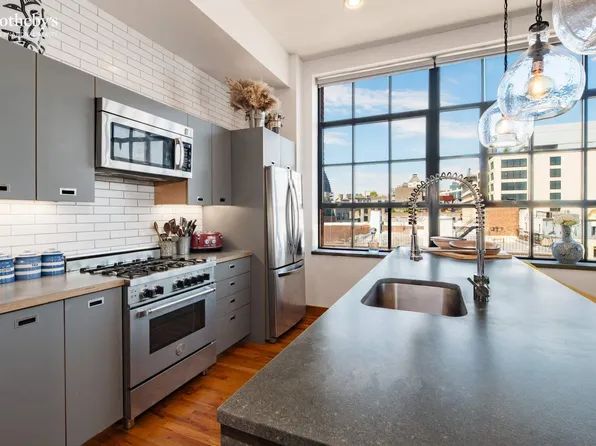 37 Bridge Street image 2 of 15