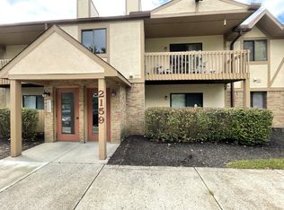 2159 Hedgerow Rd UNIT D, Columbus, OH 43220