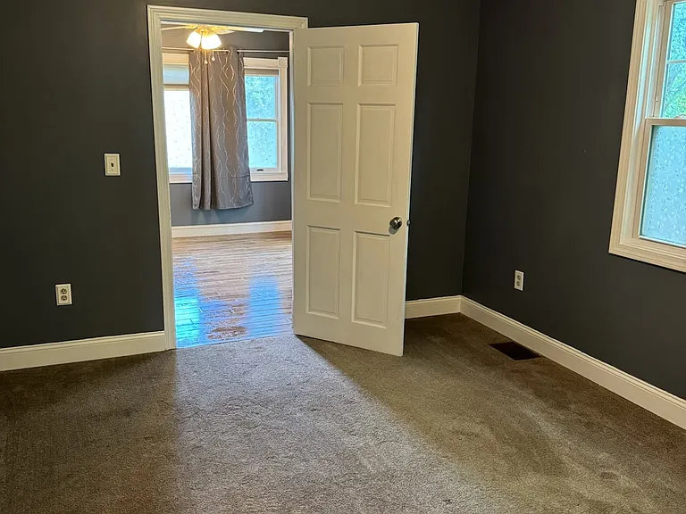128 Jefferson St — Photo 10
