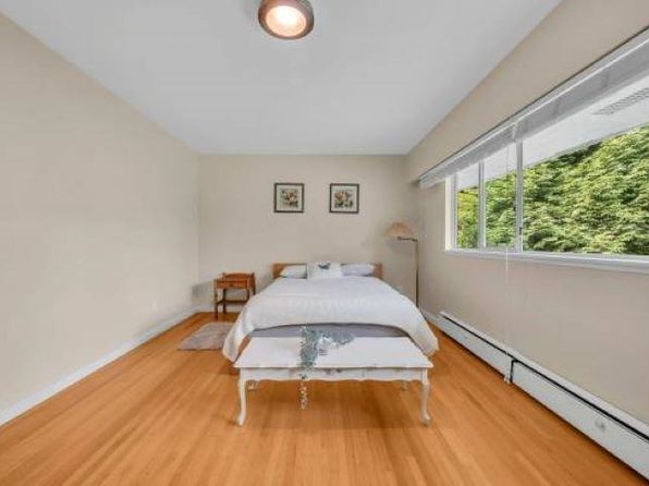 5 bedroom rental in West Vancouver — photo 7