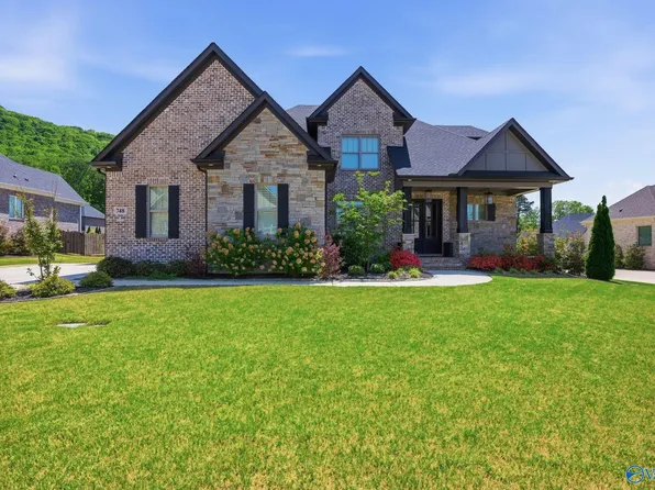 748 Indian Ridge Dr, Huntsville, AL 35803