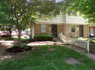 486 Foxtrail Cir E, Westerville, OH 43081