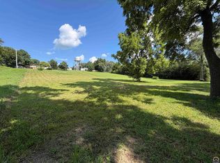 908 Mulberry St, Valley Falls, KS 66088