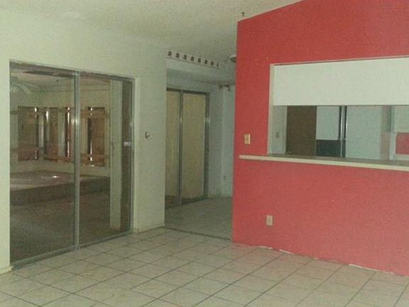 5th image of 8700 Tall Pine Ln