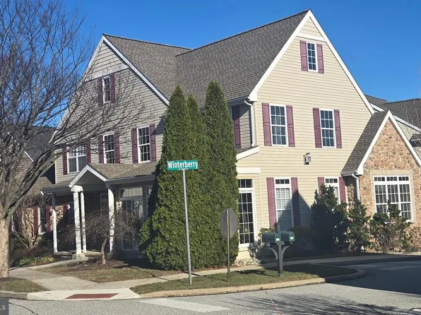 403 Winterberry Dr, Kennett Square, PA 19348
