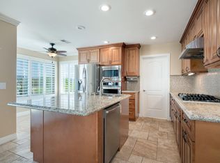 7820 Roan Rd, San Diego, CA 92129