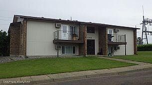 1st image of 1189 17th Ave W