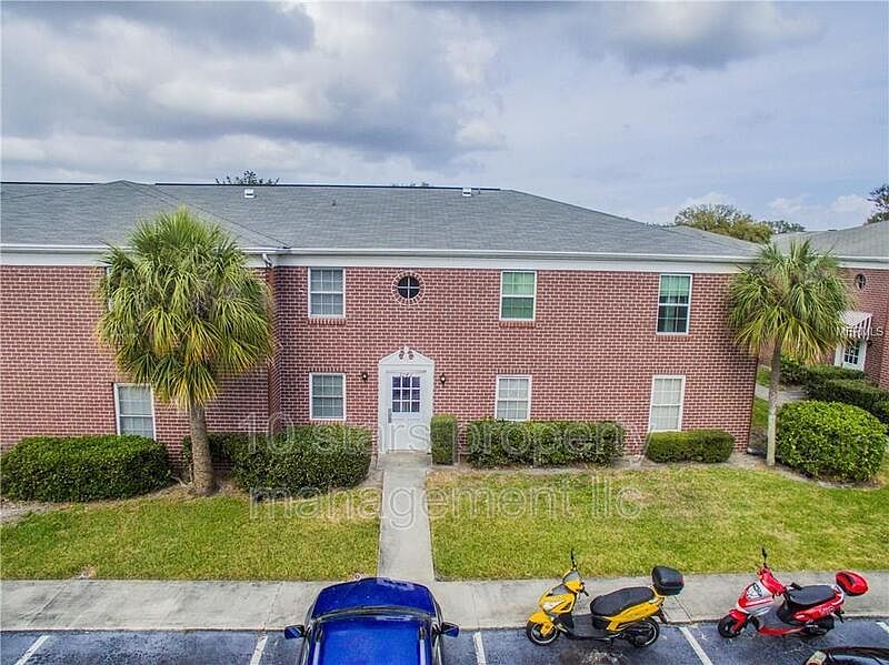 1st image of 1141 84th Ave N #1