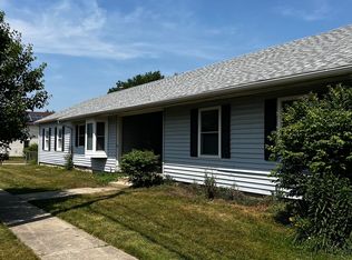 10 Willey St, Gilberts, IL 60136