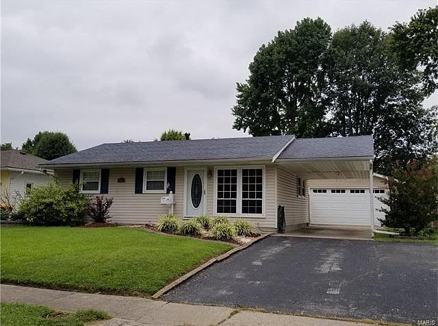 1st image of 2833 Dogwood Dr