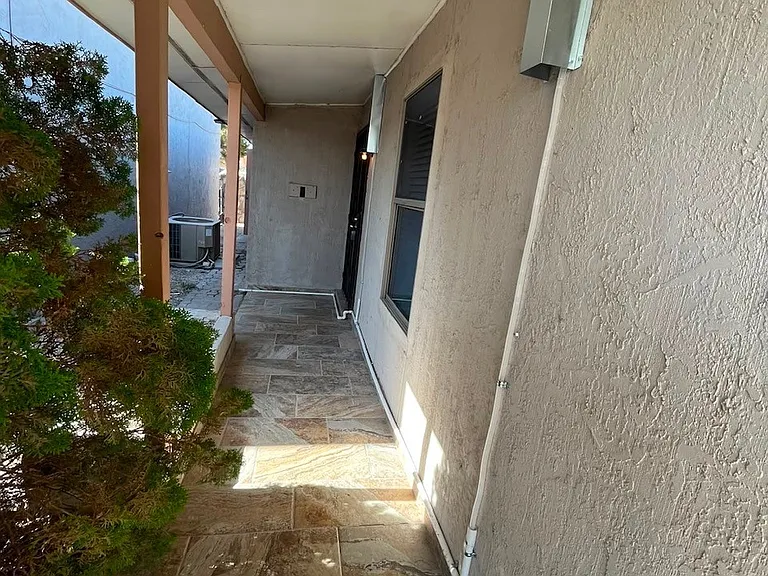 10421 Ashwood Dr #2 — Photo 7