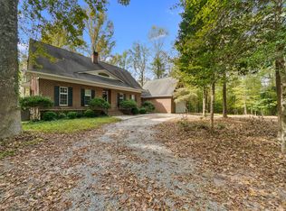17303 Longview Dr, Smithfield, VA 23430