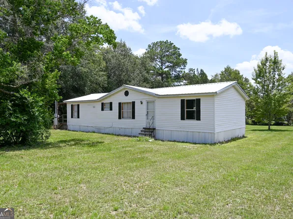 1957 Brogdon Rd, Waycross, GA 31503