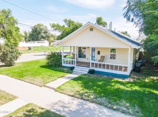 422 3rd Ave E, Williston, ND 58801